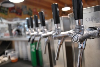 tireuse-1- ©Brasserie des Aucels