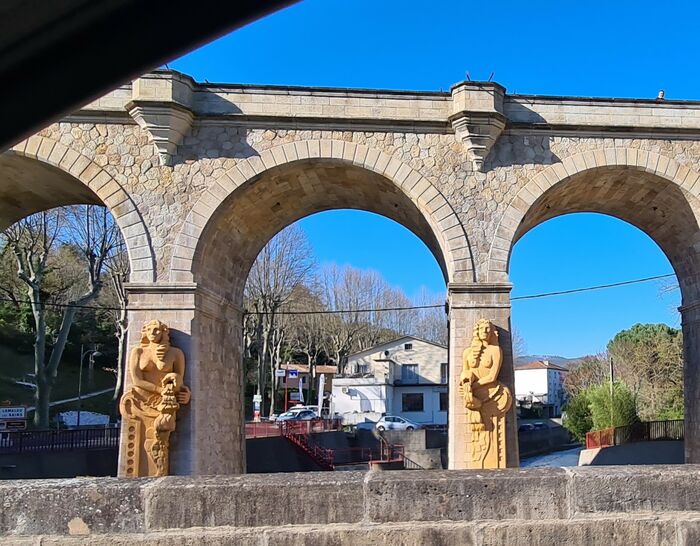 « PARCOURS DANS LA FORÊT»