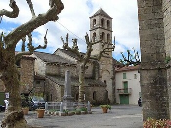 VILLEMAGNE-L'ARGENTIERE - VISITE DU VILLAGE MÉDIÉVAL