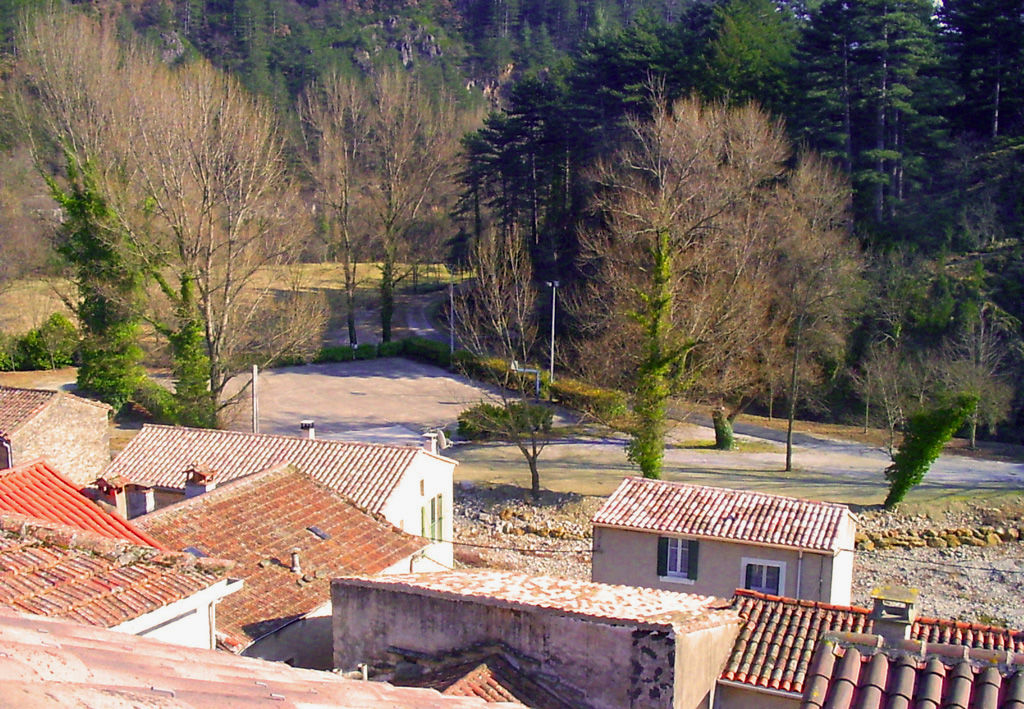 vue de la chambre  ©2019-Yves Balard-www.avene.net