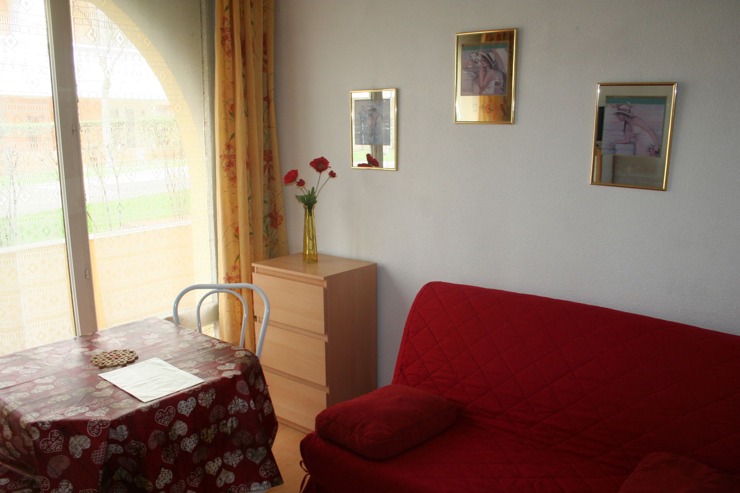 MONTHUREL-n-54 ©monthurel