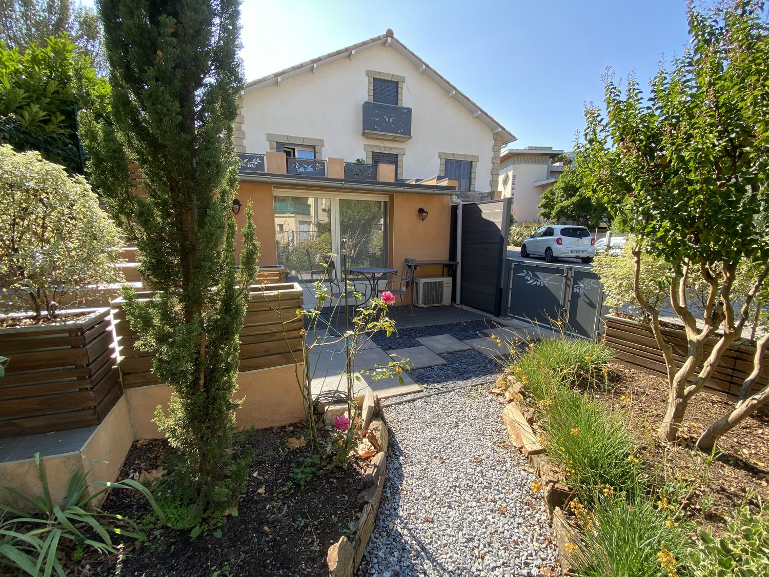 APPART N°1 JARDIN ©MME LAMBERTOD