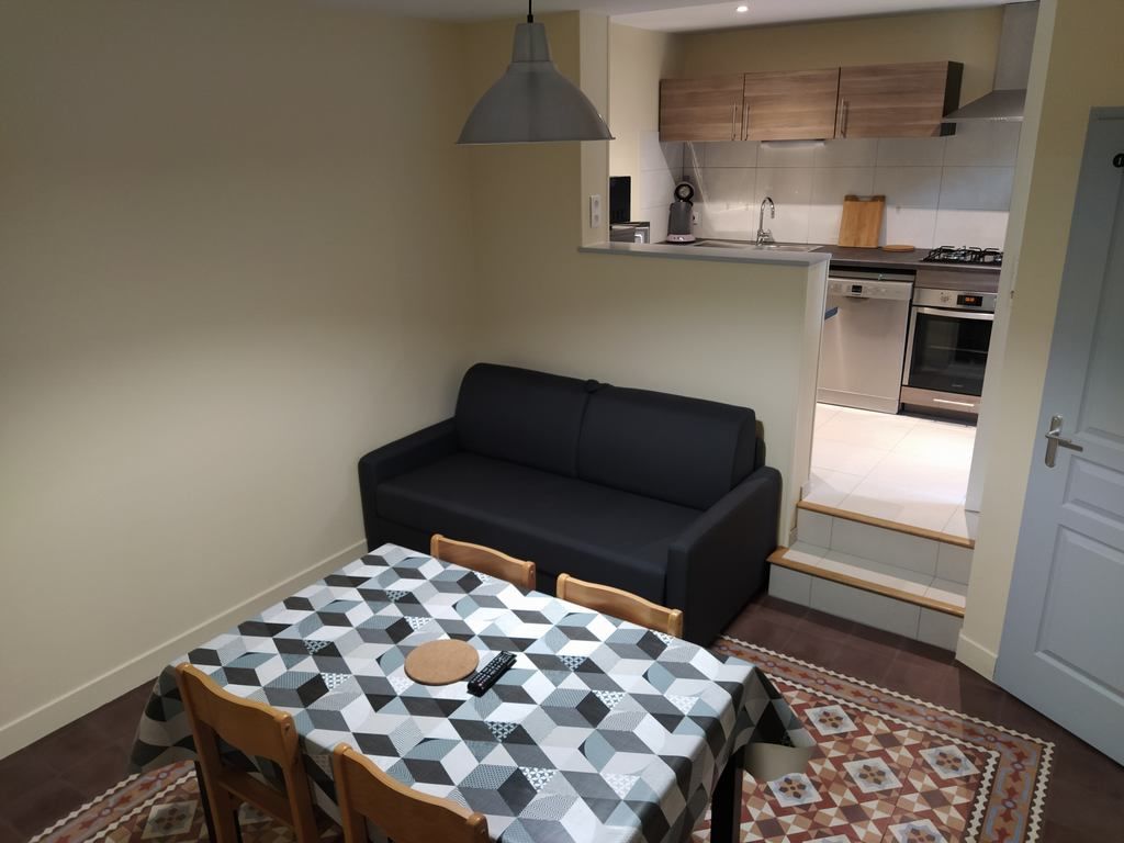 SAUJOT CAPPELLE 1 B RUE DU MARCHE NOUVEAU ©Saujot 1B