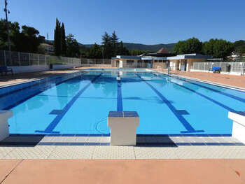 PISCINE DE LAMALOU-LES-BAINS ©BERSILLEY