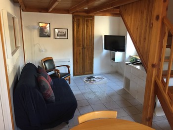 CD88A67E-9F32-4CCA-9269-F1A7BCCE80B9 ©2019-Yves Balard-www.avene.net