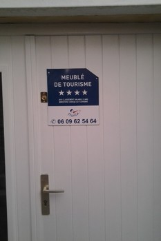 HLOLAR034NO09618_2 ©...c