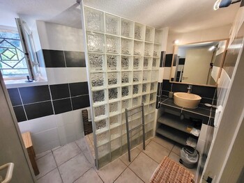 28334c83-1c0e-4b5f-b058-8a18935ef071 ©©chabardes