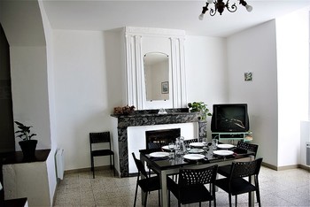 La-Cagarotte-Sejour-vue-2 ©2019-GINOUVES Christine-BESSIERE Roland