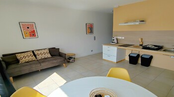 Le Capucine - le Manaka les Buis : Appartement 2 personnes à Lamalou-les-bains_2 ©Karim Debache