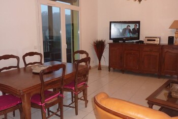 HLOLAR034NO09607-b2 ©©macaire