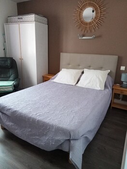 CHAMBRE LITERIE EN 140 ©03/04/2023 