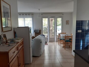 4d2117c4-6962-4a35-a6ee-4b746d04a448-2 ©©nichet