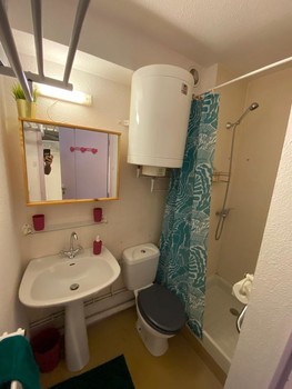 Salle d'eau ©FABERT