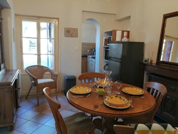 IMG_20230226_104707 ©Séjour cuisine RDC