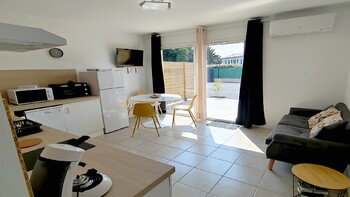 Le Capucine - le Manaka les Buis : Appartement 2 personnes à Lamalou-les-bains_3 ©Karim Debache