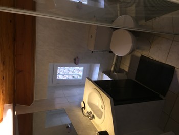 Salle d’eau ©2019-Yves Balard-www.avene.net