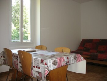 F3-MGR003-005 ©Mairie d'Avène