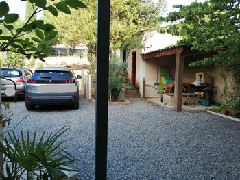 IMG-20230509-WA0002 ©Jardin privé avec parkong clos