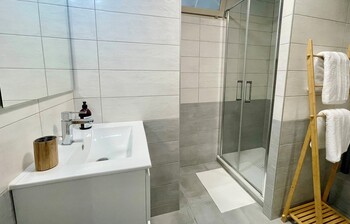 salle de douche  ©YOUNG Sharon