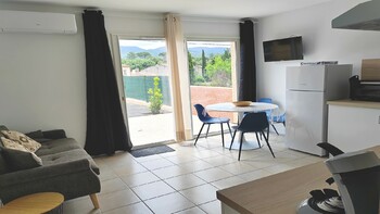 L'iris - Le Manaka les Buis :  Appartement 2 personnes à Lamalou-les-bains_4 ©Karim Debache