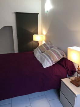 VIOLET CHBEIMG_0029 ©AYNARD MONSERRAT