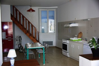 La-Cagarotte-Cuisine-vue-3-2 ©2019-GINOUVES Christine-BESSIERE Roland