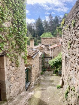 Exterieur rue Avene  © Vanessa Pinateau