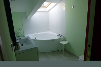 HLOLAR034NO09618_6 ©.c