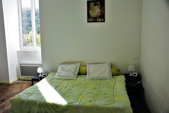 La-Cagarotte-Chambre-1-2 ©2019-GINOUVES Christine-BESSIERE Roland