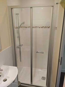 T2 - douche ©Saujot 1B douche