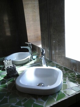 salle-d-eau-lavabo2 ©©cortassa