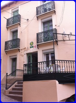 Façade entrée gîte ©Etoiles de France