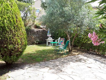 16 - Un bout du jardin ©BITSCH