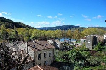 La-Cagarotte-vue-depuis-Chambre1-2 ©2019-GINOUVES Christine-BESSIERE Roland