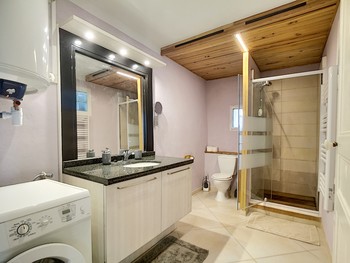 Nabucco-Salle_d-eau ©Photo - Crédit