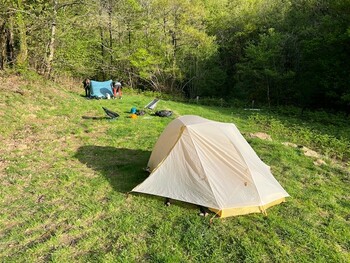 Tente camping ©Auberge de Lascours