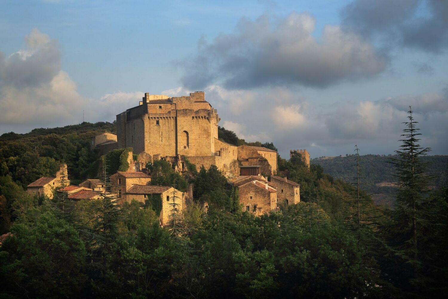 Dio et son château ©Georges Souche - PHLV