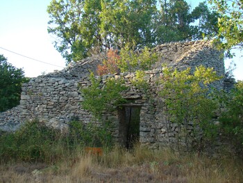 Mas en pierre du 19e siècle ©OT Grand Orb