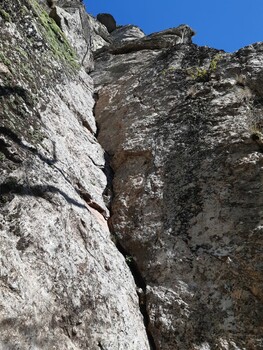 Voie du Dièdre ©@ Natasha Haugsted - Montagnes du Caroux