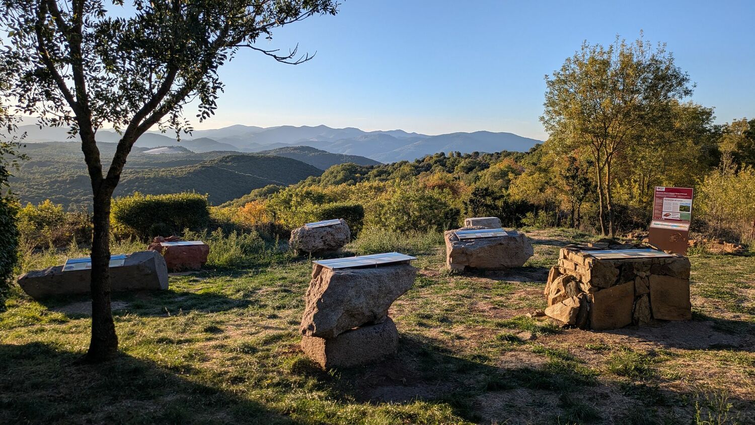 Belvédère géologique de Carlencas  3 @ Gilles Delerue - Hérault Tourisme ©Gilles Delerue - Hérault Tourisme