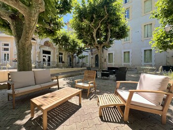 Terrasse restaurant salon de jardin ©6